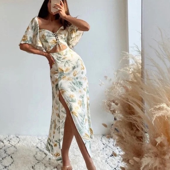 Zara Floral Cutout Midi Dress Green Flutter Sleeves Resort Vacation Tropical S - Picture 3 of 12